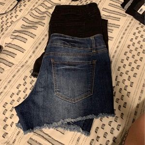 Refuge shorts, 2 pair